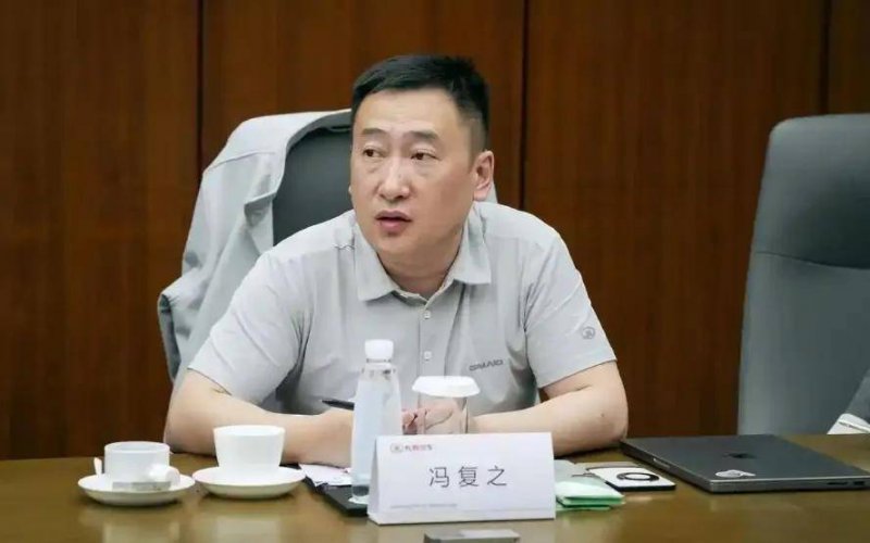 银行开闸万亿救市，龙头房企纷纷签了方针协作协议...